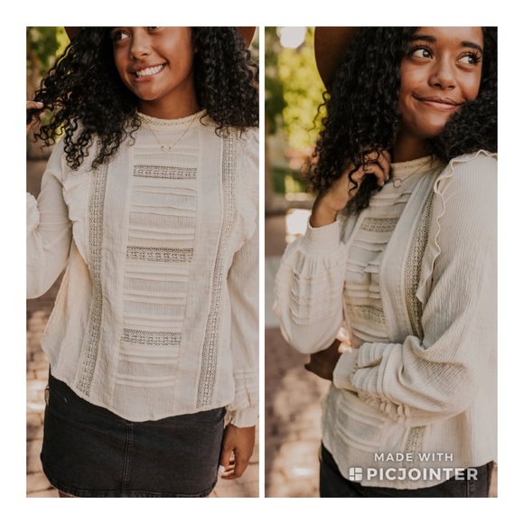 NWT Roolee Schulyer Lace Blouse - Picture 2 of 3